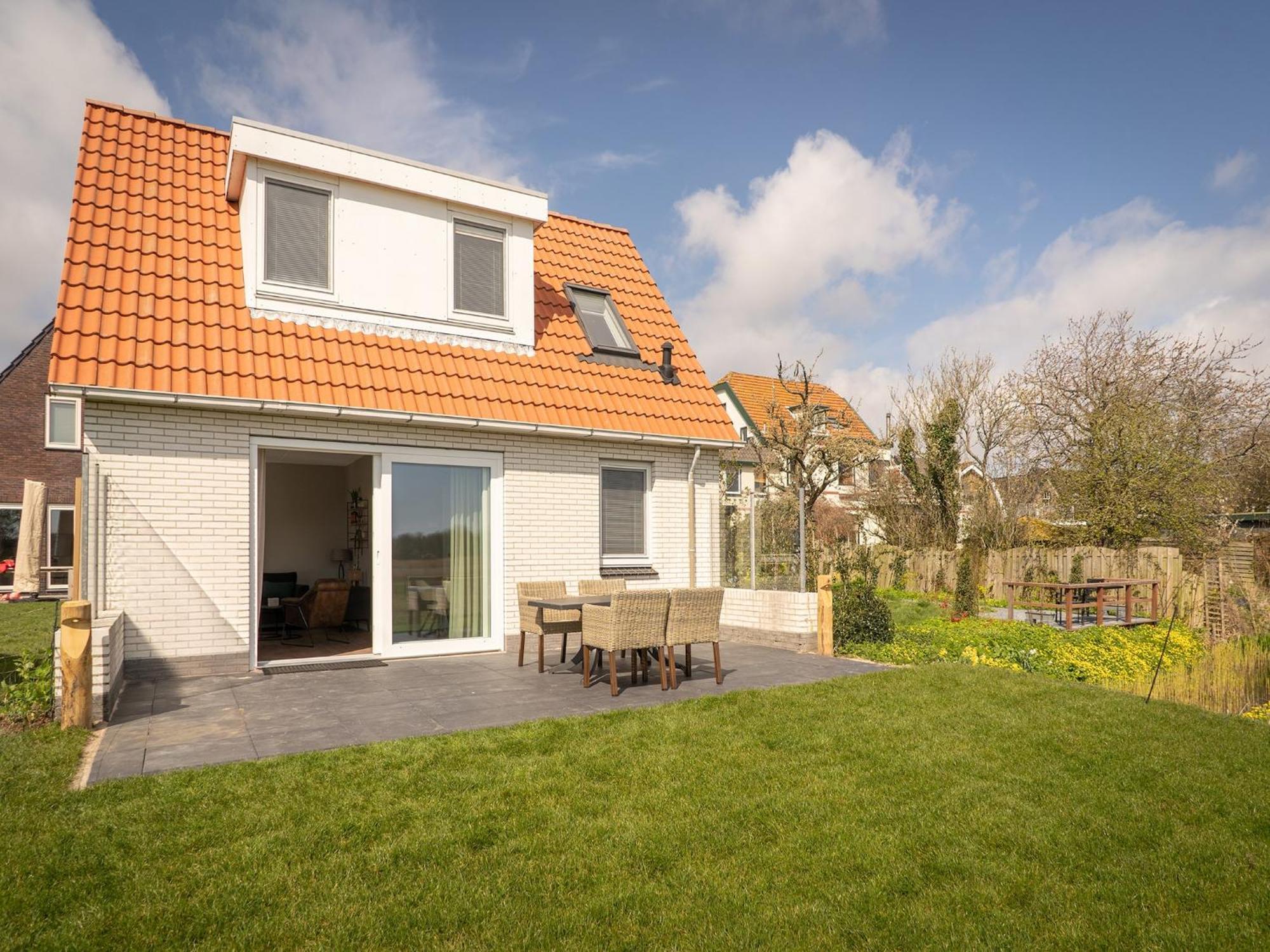 Great Farmhouse In De Cocksdorp With Garden Eksteriør billede